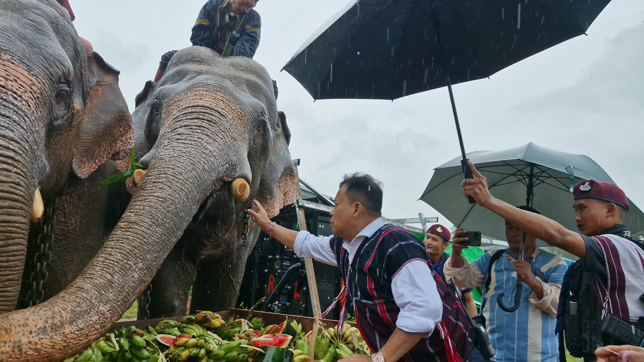 ကရင်ရိုးရာ ဆင်ရတနာ လက်ချည်ပွဲ မင်္ဂလာအခမ်းအနား
