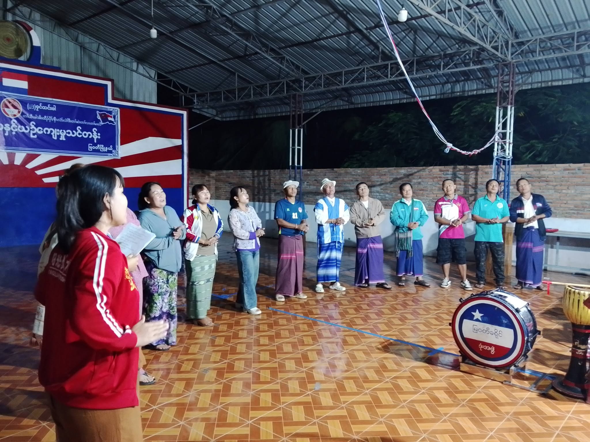 မြဝတီ၌ (၂၅) ကြိမ်မြောက် ကရင်ရိုးရာ ချည်ဖြူဖွဲ့ပွဲတော်အတွက် အနုပညာအဖွဲ့များ ကြိုတင်ပြင်ဆင် လေ့ကျင့်လျက်ရှိ
